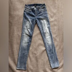 White House black market WHBM jeans inner side slit straight light wash size 00R